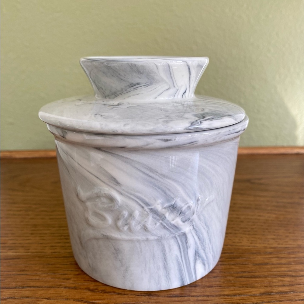 Marble-Effect Ceramic Butter Bell - White & Gray